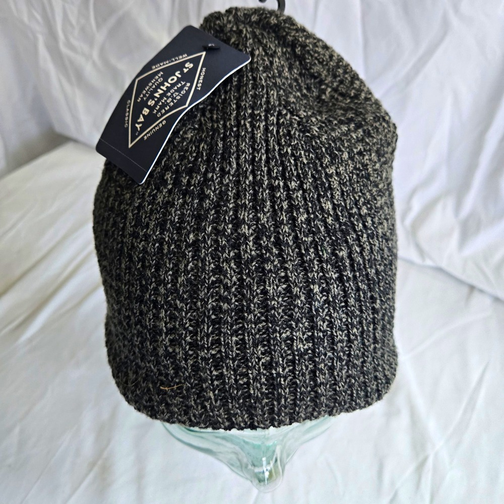 St John's Bay Mens Gray Black Beanie Hat Faux Fur Lined Knit Winter Cap OS
